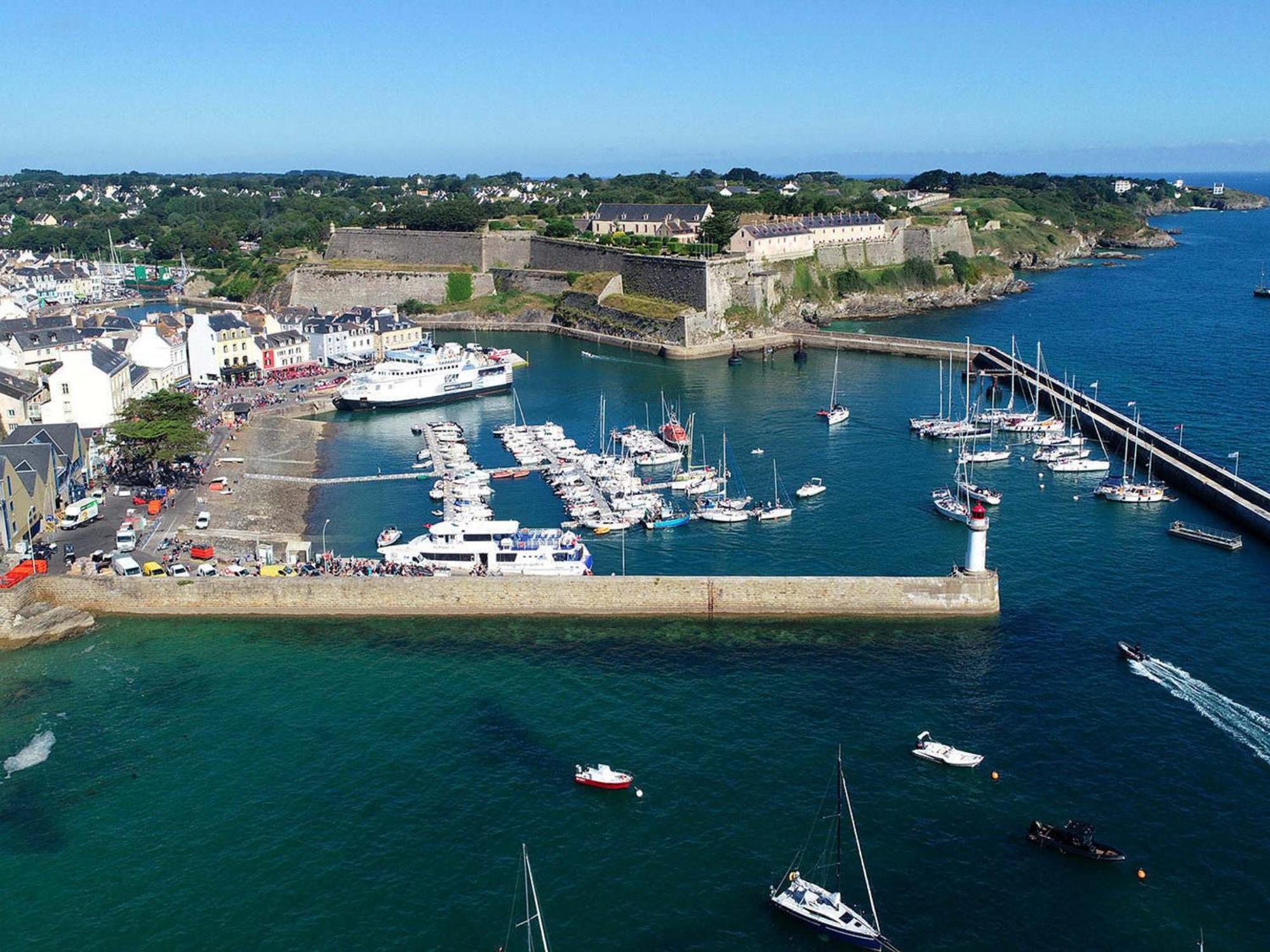 Appartement Renove En Plein Centre De Palais Avec Cour Ensoleillee, Proche Du Port, Animaux Acceptes - Fr-1-418-222 外观 照片